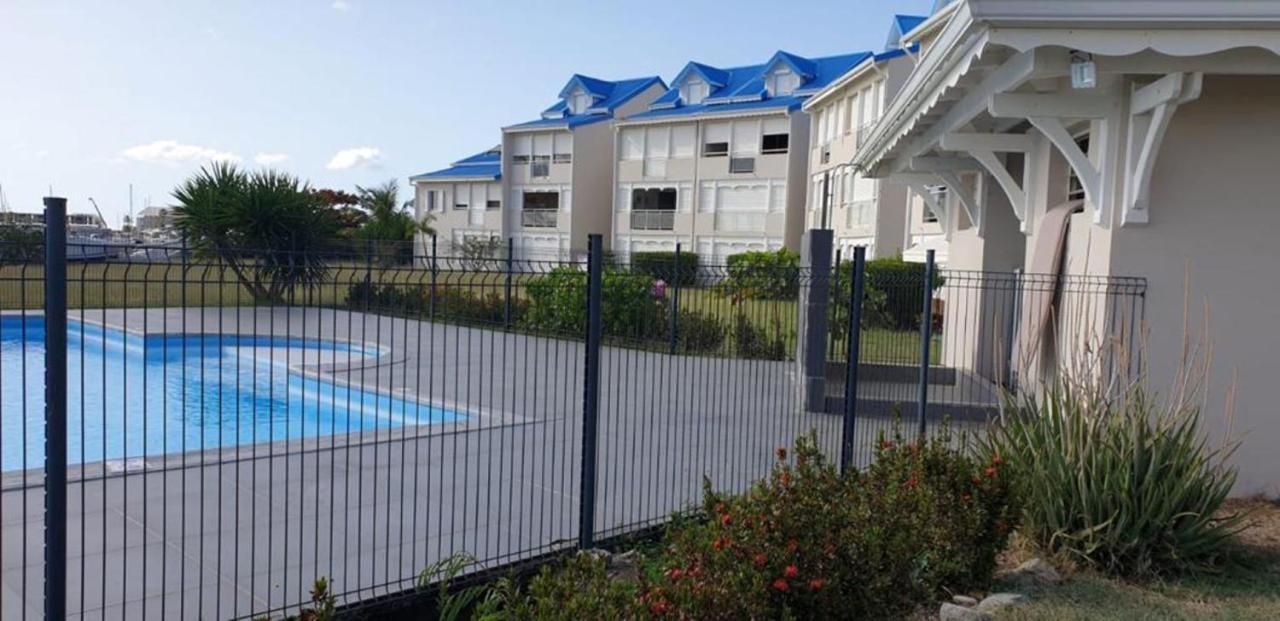 Le Sea-Breeze - Beau Studio Piscine Vue Lagon Marigot  Bagian luar foto