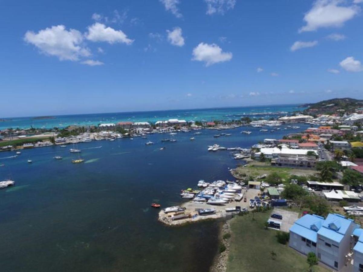 Le Sea-Breeze - Beau Studio Piscine Vue Lagon Marigot  Bagian luar foto