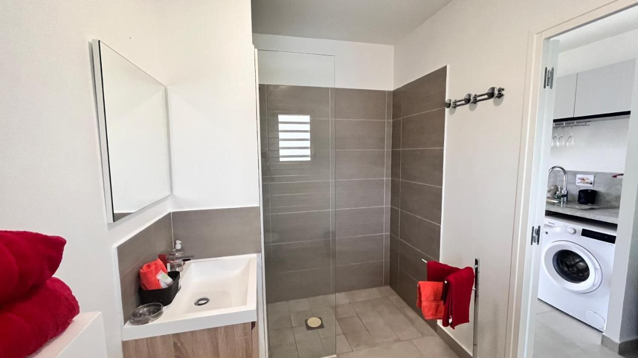 Le Sea-Breeze - Beau Studio Piscine Vue Lagon Marigot  Bagian luar foto